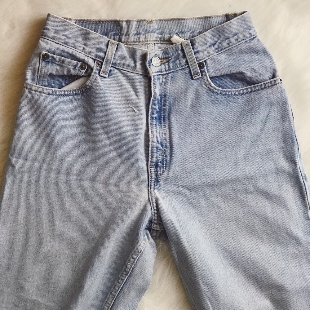 Vintage Levi’s Light Stone Wash 550 C30